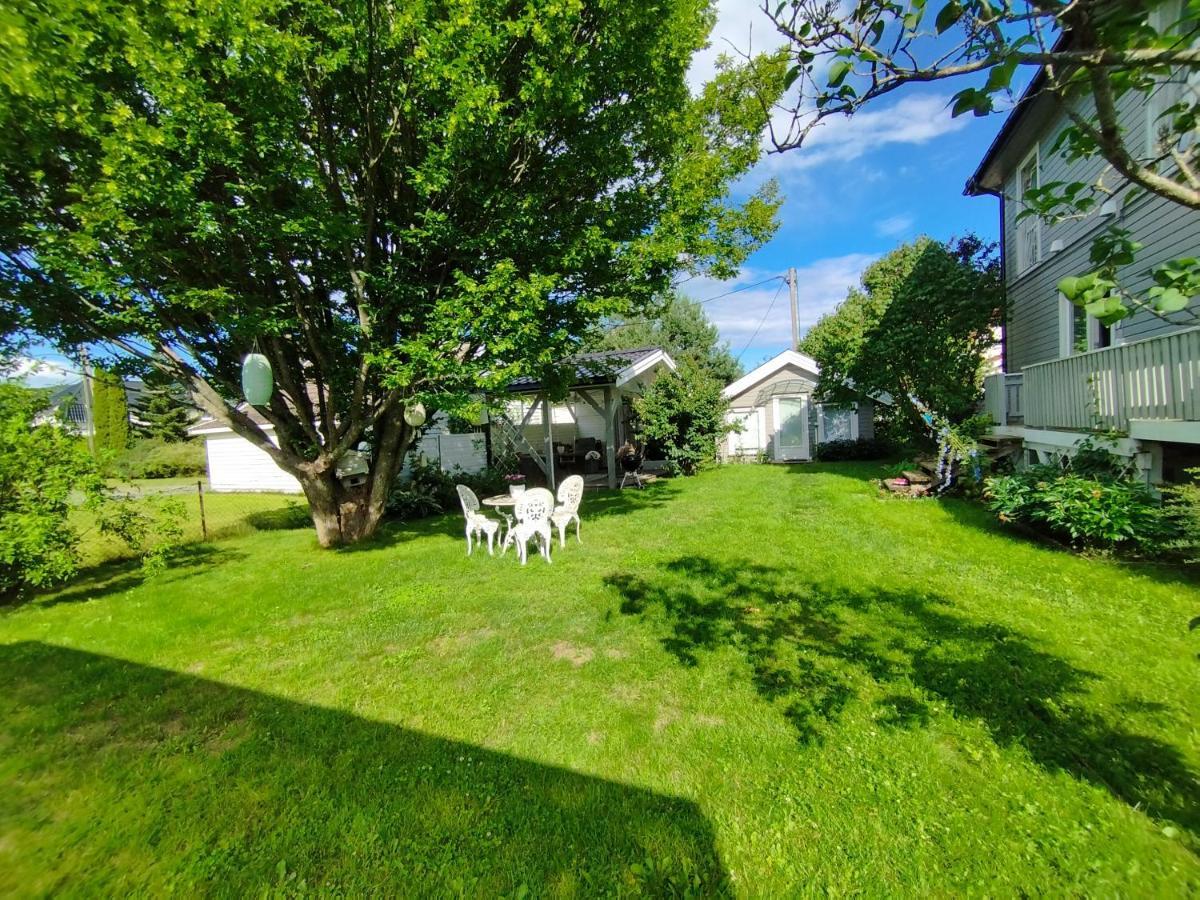 Guest House In The Garden Hokksund Exterior foto